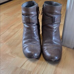 Cole Hahn Stylish Brown Leather Ankle Boots